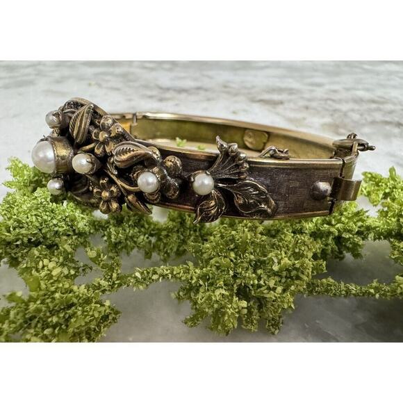 Vintage Original By Robert Elegant Pearl Hinged Cuff Bracelet Rare - Picture 3 of 8